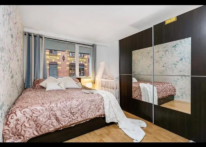 ***Upscale***City Center*