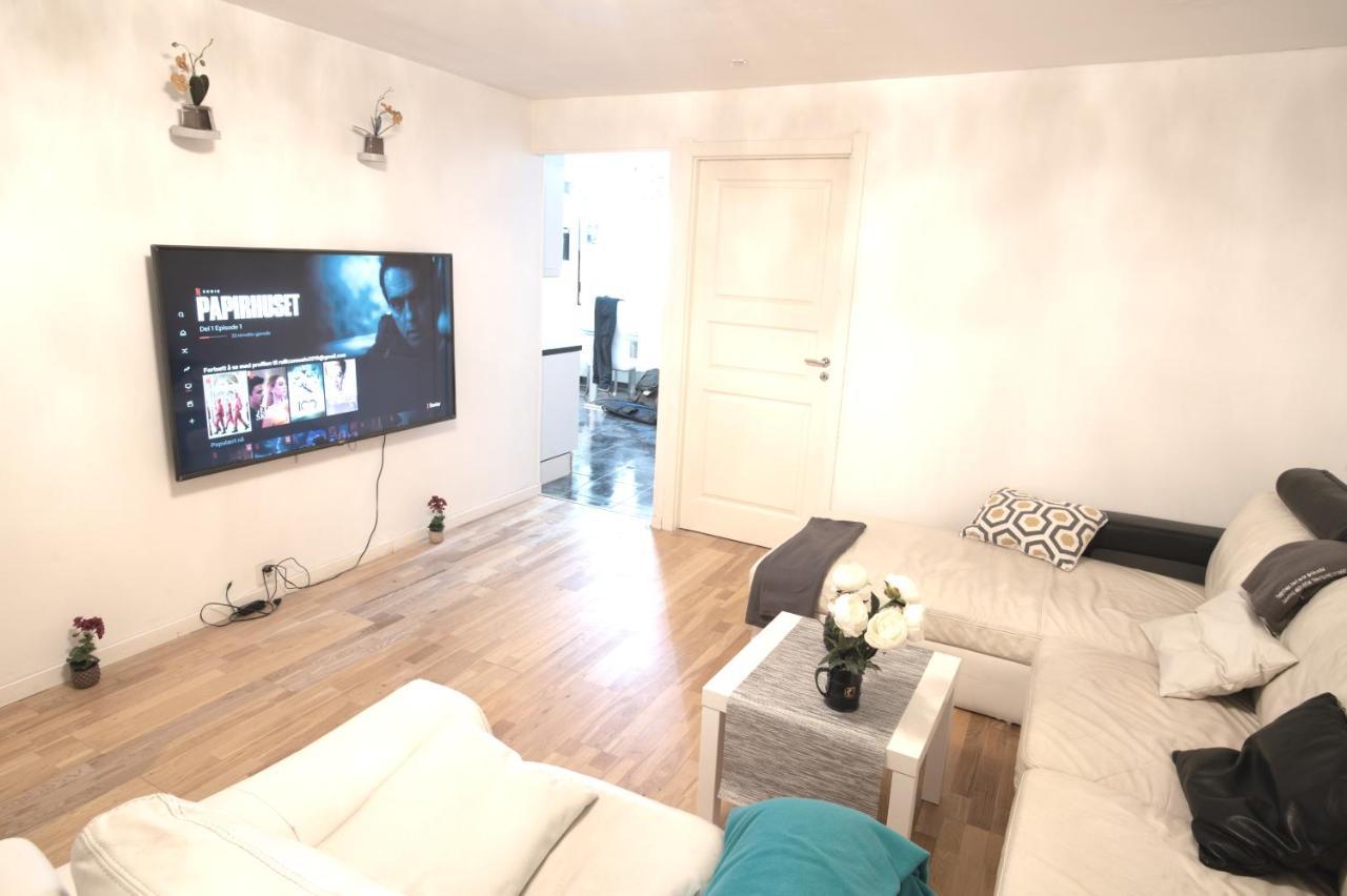 ***upscale***city Center* *