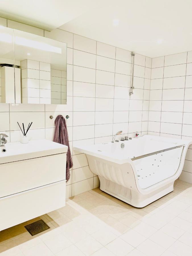 Guest house ***upscale***city Center* *